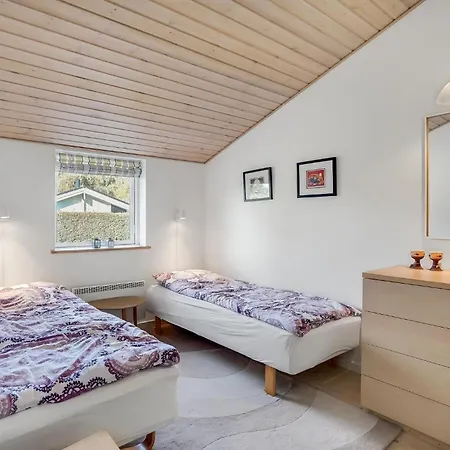 3 Bedroom Cozy In Casa vacanze