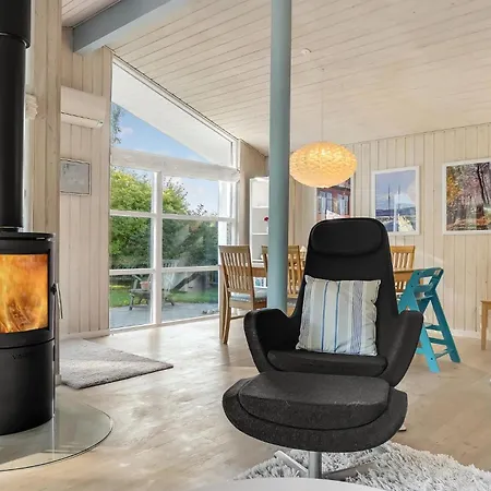 Prázdninový dům 03 *