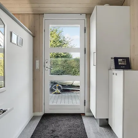 3 Bedroom Cozy In